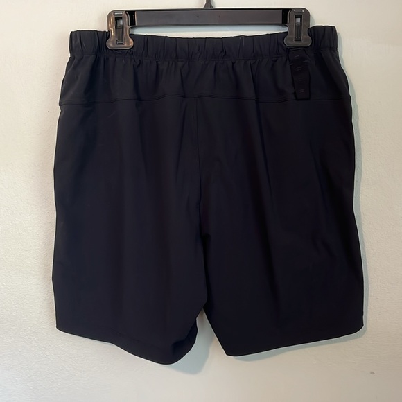 Fabletics black workout shorts - Picture 2 of 3